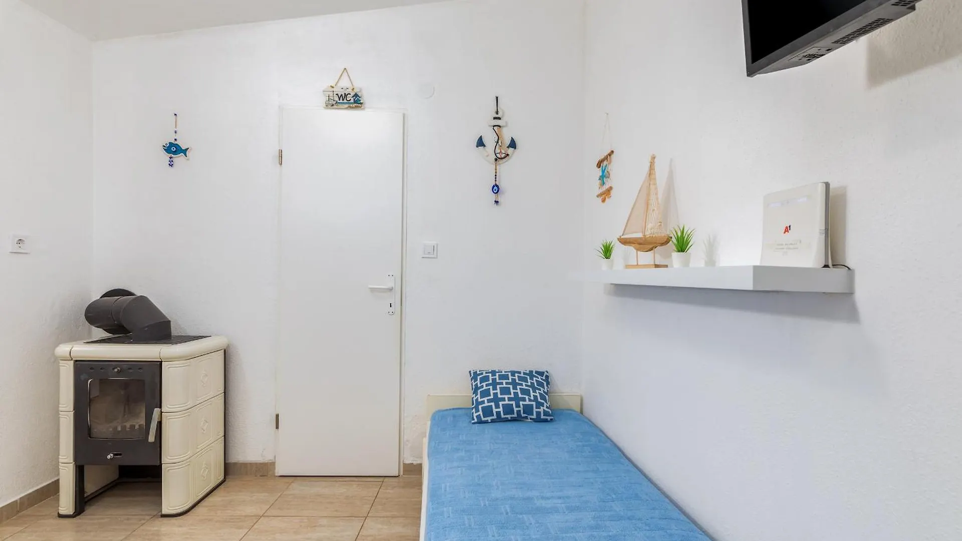 Appartamento Casa De Flores - Garden Oasis 100 M From Beach, Jacuzzi, Bbq, Pets Welcome, Free Parking Peroj